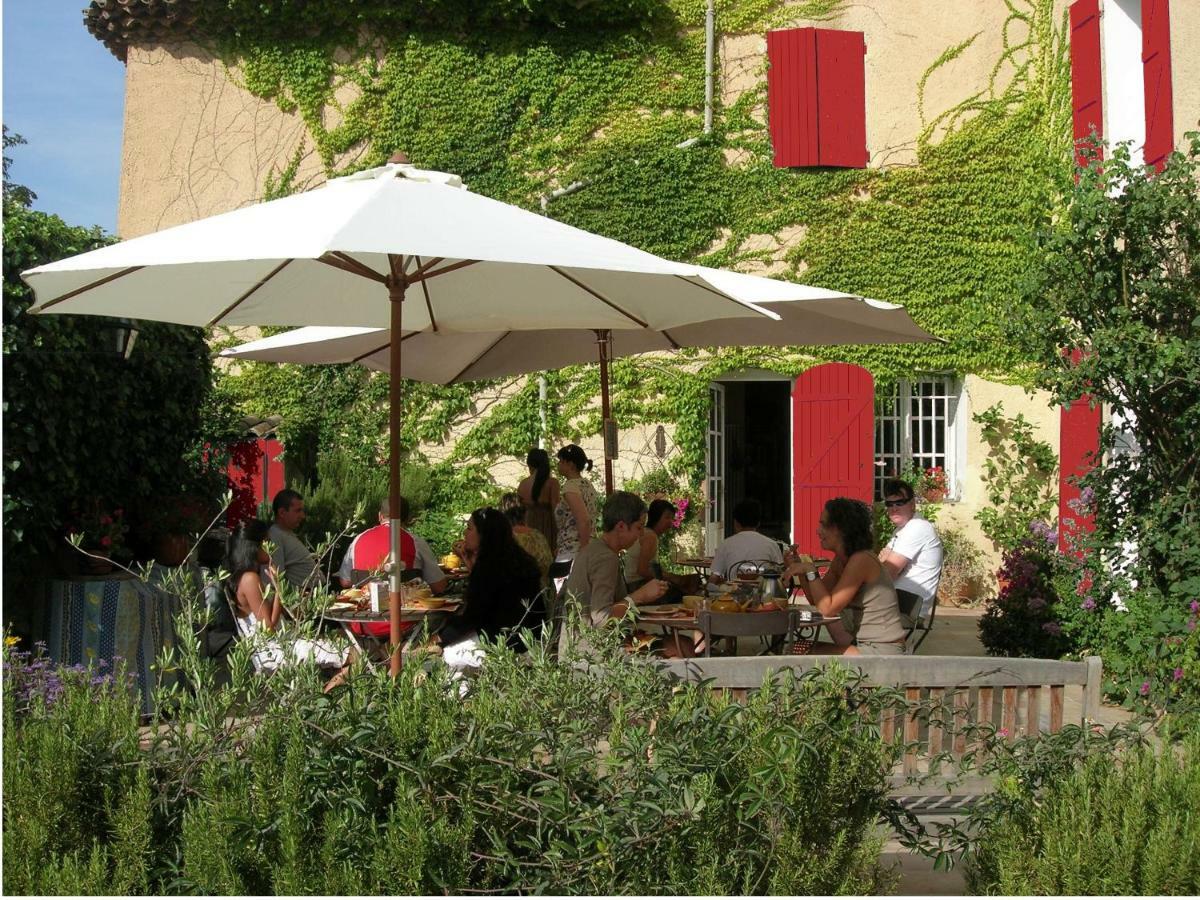 Le Clos Des Freres Gris Bed & Breakfast Aix-en-Provence Exterior photo